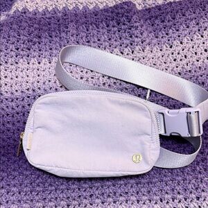 lululemon athletica Light Purple, lavender frost, everywhere belt bag.
